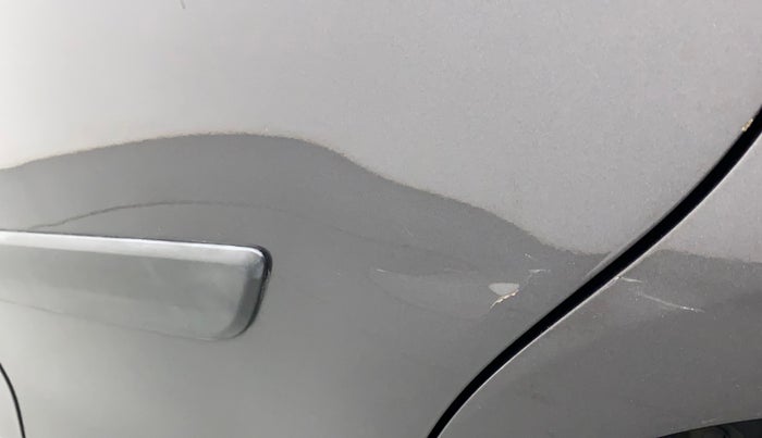2015 Maruti Swift VXI, Petrol, Manual, 33,266 km, Rear left door - Slightly dented