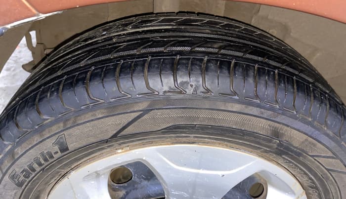 2017 Tata TIGOR XT PETROL, Petrol, Manual, 37,811 km, Right Rear Tyre Tread