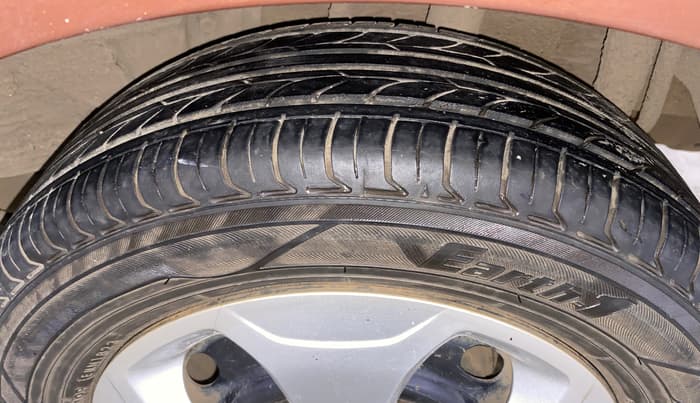 2017 Tata TIGOR XT PETROL, Petrol, Manual, 37,811 km, Left Rear Tyre Tread