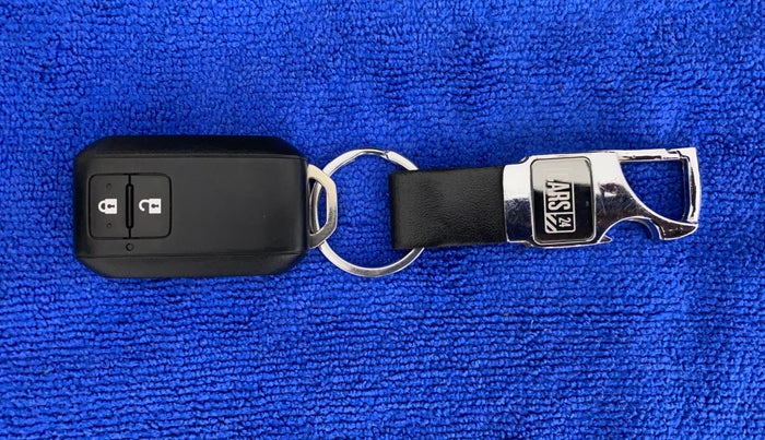 2021 Maruti Swift ZXI PLUS AMT DUAL TONE, Petrol, Automatic, 24,487 km, Key Close Up