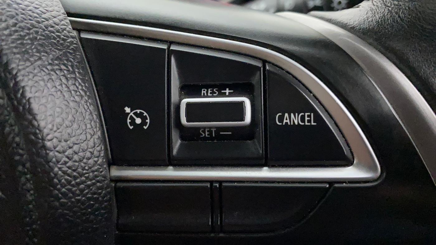2021 Maruti Swift ZXI PLUS AMT DUAL TONE, Petrol, Automatic, 24,487 km, Adaptive Cruise Control