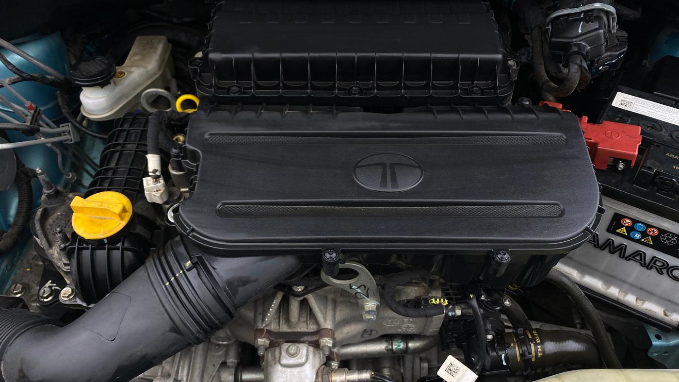 2025 Tata Tiago XZ PLUS PETROL, Petrol, Manual, 21,511 km, Engine View