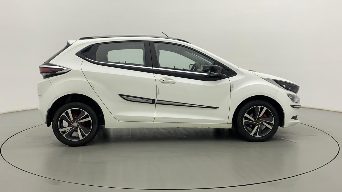2021 Tata ALTROZ XZ DIESEL, Diesel, Manual, 37,762 km, Right Side View