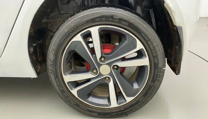 2021 Tata ALTROZ XZ DIESEL, Diesel, Manual, 37,762 km, Left Rear Wheel