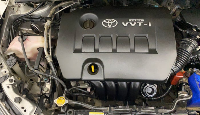 2015 Toyota Corolla Altis VL CVT PETROL, Petrol, Automatic, 81,290 km, Engine View - Right