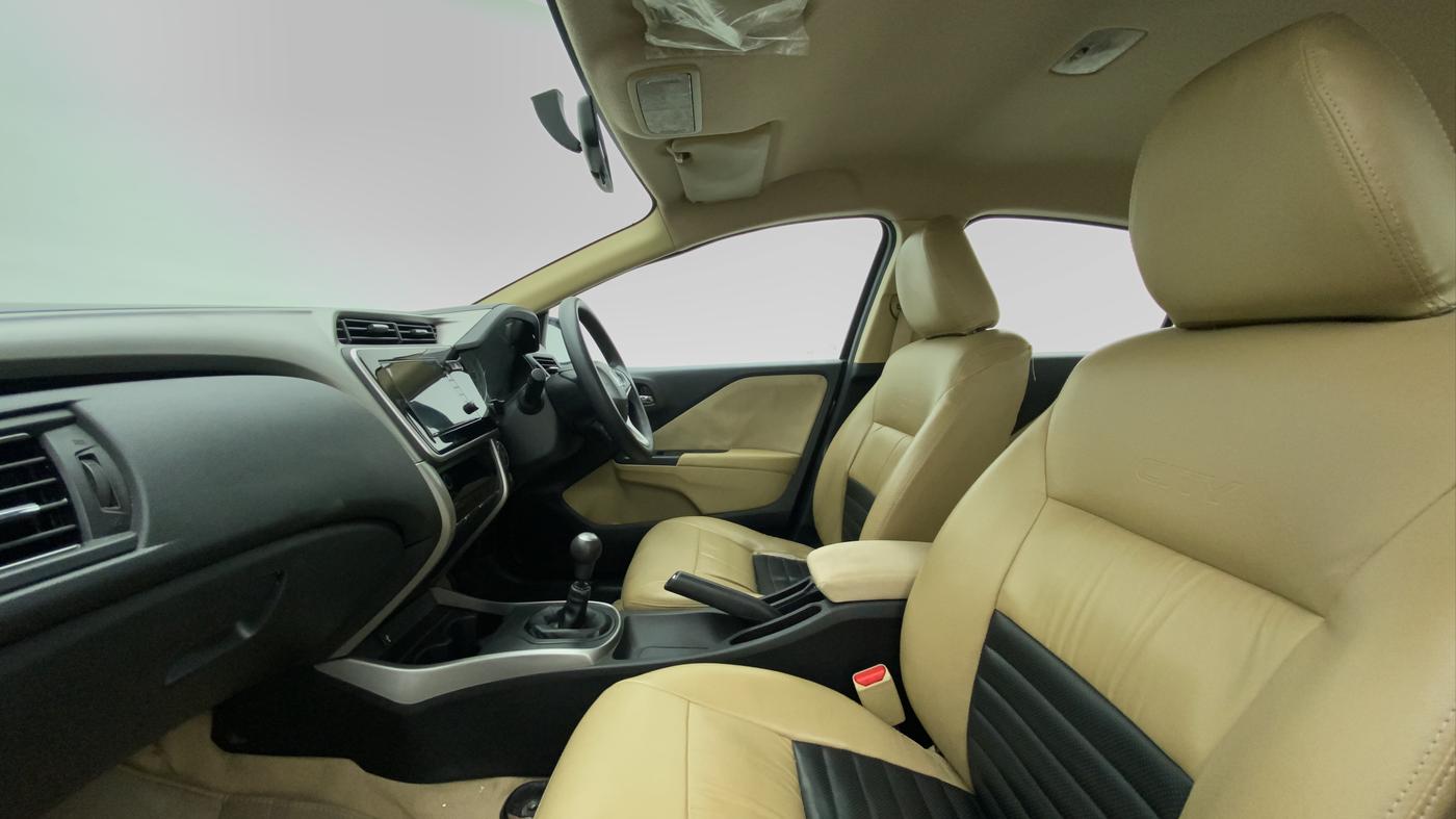 2017 Honda City V MT PETROL, Petrol, Manual, 59,084 km, Right Side Front Door Cabin