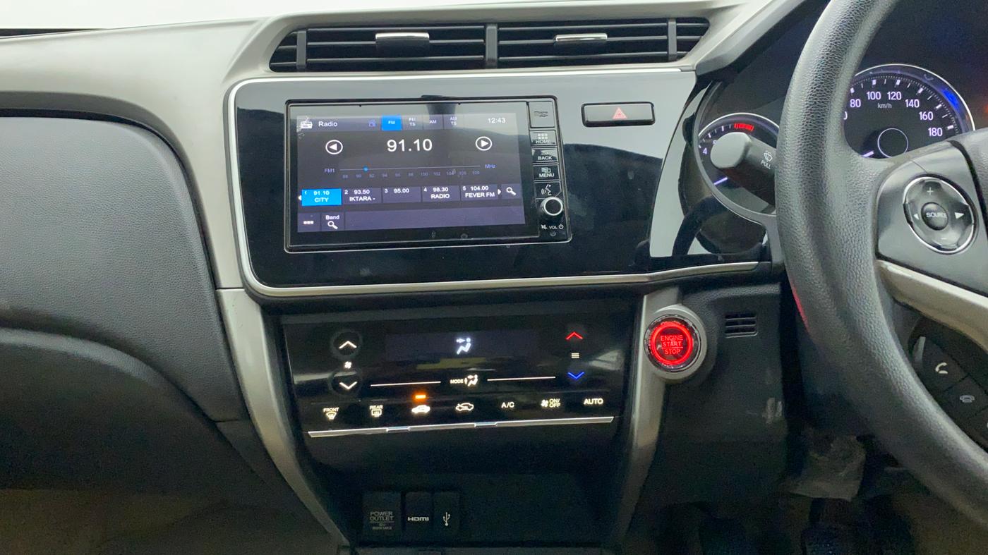 2017 Honda City V MT PETROL, Petrol, Manual, 59,084 km, Air Conditioner