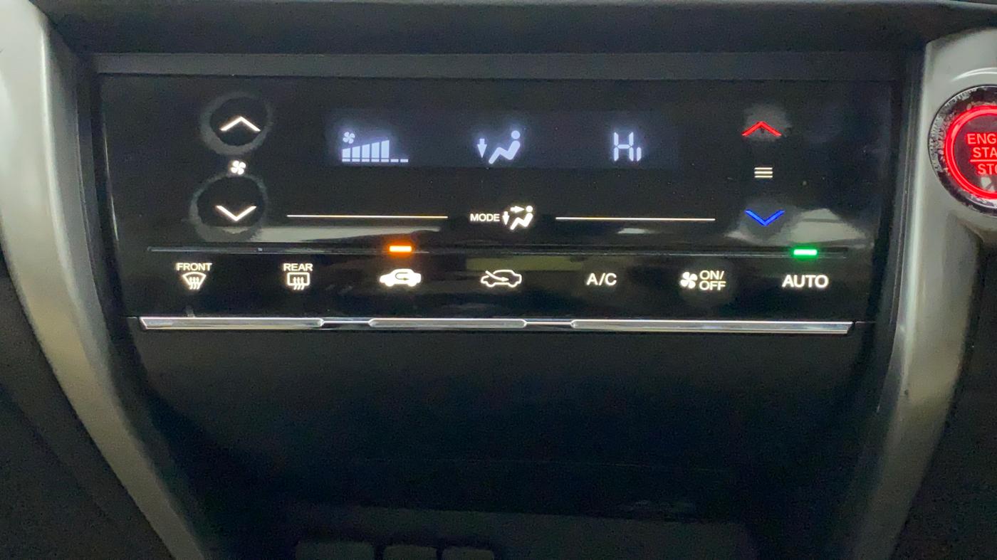 2017 Honda City V MT PETROL, Petrol, Manual, 59,084 km, Automatic Climate Control