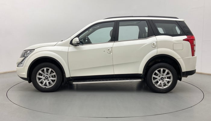 2017 Mahindra XUV500 W10 1.99, Diesel, Manual, 71,597 km, Left Side