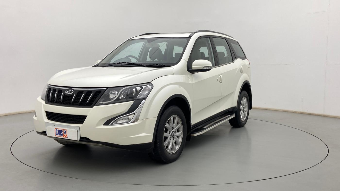 2017 Mahindra XUV500 W10 1.99, Diesel, Manual, 71,597 km, Left Front Diagonal