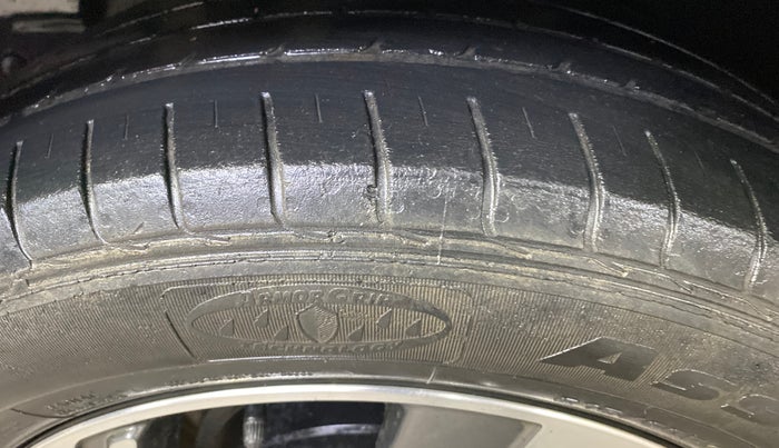 2018 Hyundai Creta SX AT 1.6 PETROL, Petrol, Automatic, 52,652 km, Right Rear Tyre Tread