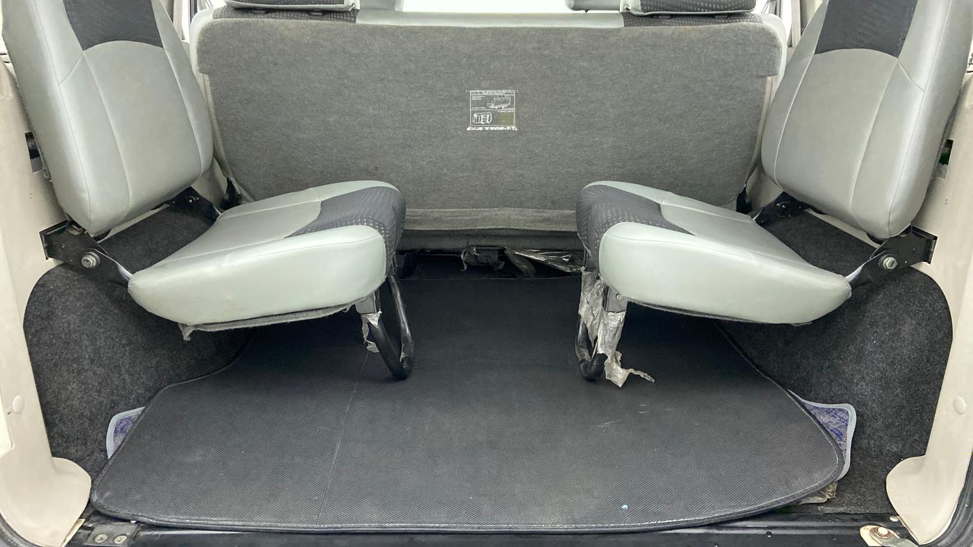 2014 Mahindra Scorpio S4, Diesel, Manual, 65,048 km, Third Seat Row ( optional )