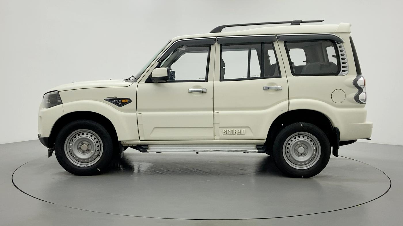 2014 Mahindra Scorpio S4, Diesel, Manual, 65,048 km, Left Side