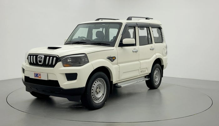 2014 Mahindra Scorpio S4, Diesel, Manual, 65,048 km, Left Front Diagonal