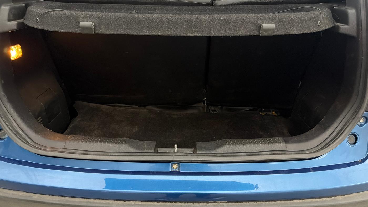 2018 Maruti IGNIS ALPHA 1.2 AMT, Petrol, Automatic, 26,865 km, Boot Inside