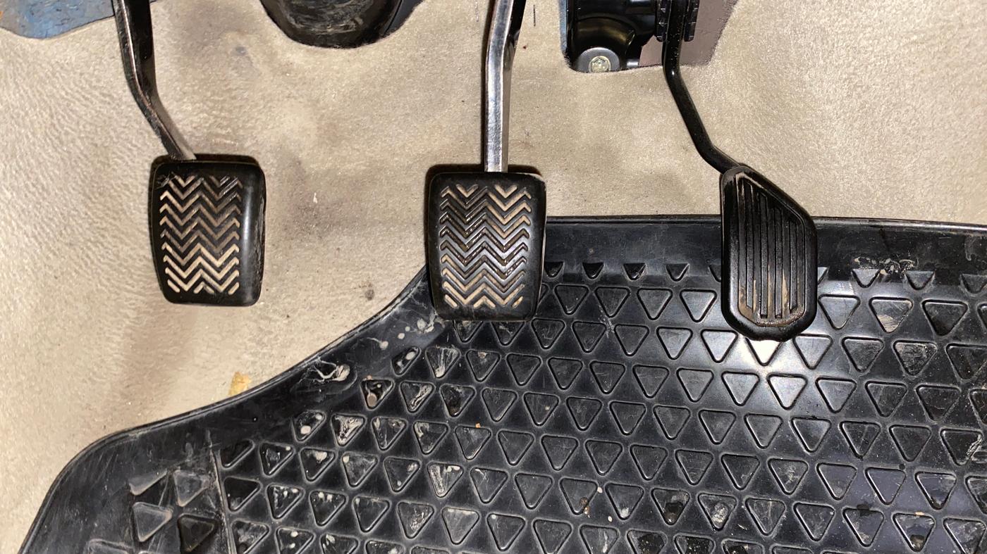 2019 Toyota YARIS V MT, Petrol, Manual, 30,226 km, Pedals