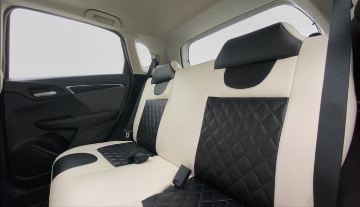 2018 Honda WR-V 1.5 i-DTEC VX MT, Diesel, Manual, 50,148 km, Right Side Rear Door Cabin