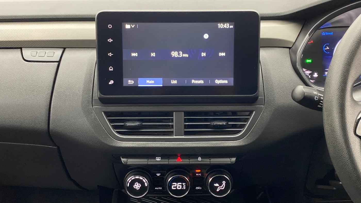 2021 Renault Kiger RXZ TURBO MT, Petrol, Manual, 28,092 km, Air Conditioner
