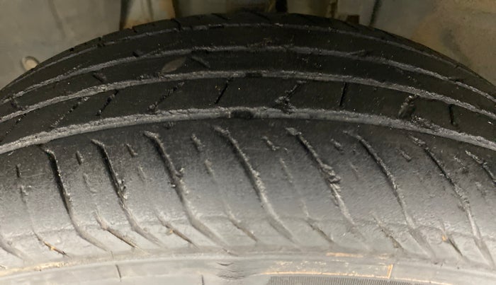 2021 Renault Kiger RXZ TURBO MT, Petrol, Manual, 28,092 km, Left Front Tyre Tread
