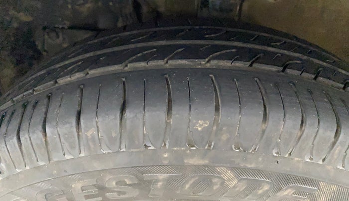 2019 Maruti New Wagon-R VXI 1.0, Petrol, Manual, 70,391 km, Left Front Tyre Tread