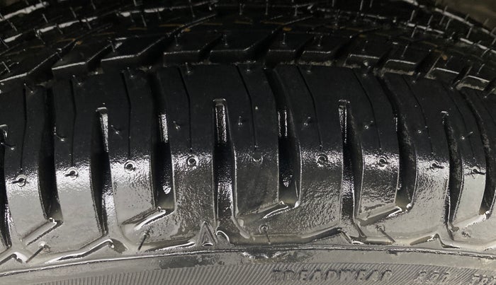 2014 Maruti Wagon R 1.0 VXI, Petrol, Manual, 42,704 km, Right Front Tyre Tread