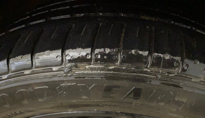 2021 Skoda Rapid STYLE TSI, Petrol, Manual, 47,802 km, Right Front Tyre Tread