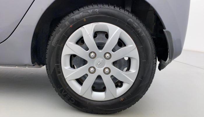2017 Hyundai Eon MAGNA PLUS, Petrol, Manual, 30,511 km, Left Rear Wheel