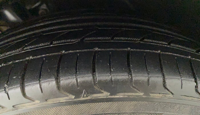 2013 Volkswagen Polo GT TDI, Diesel, Manual, 91,211 km, Left Front Tyre Tread