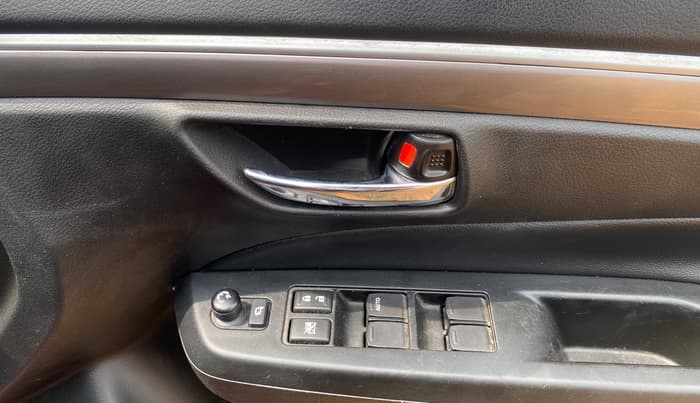 2022 Maruti Ciaz S 1.5 MT PETROL, Petrol, Manual, 46,763 km, Driver Side Door Panels Control