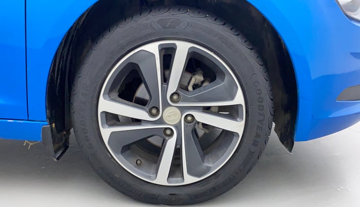 2021 Tata ALTROZ XZ PLUS DIESEL, Diesel, Manual, 40,759 km, Right Front Wheel