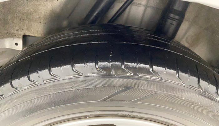 2016 Honda City 1.5L I-VTEC VX, CNG, Manual, 76,987 km, Left Rear Tyre Tread