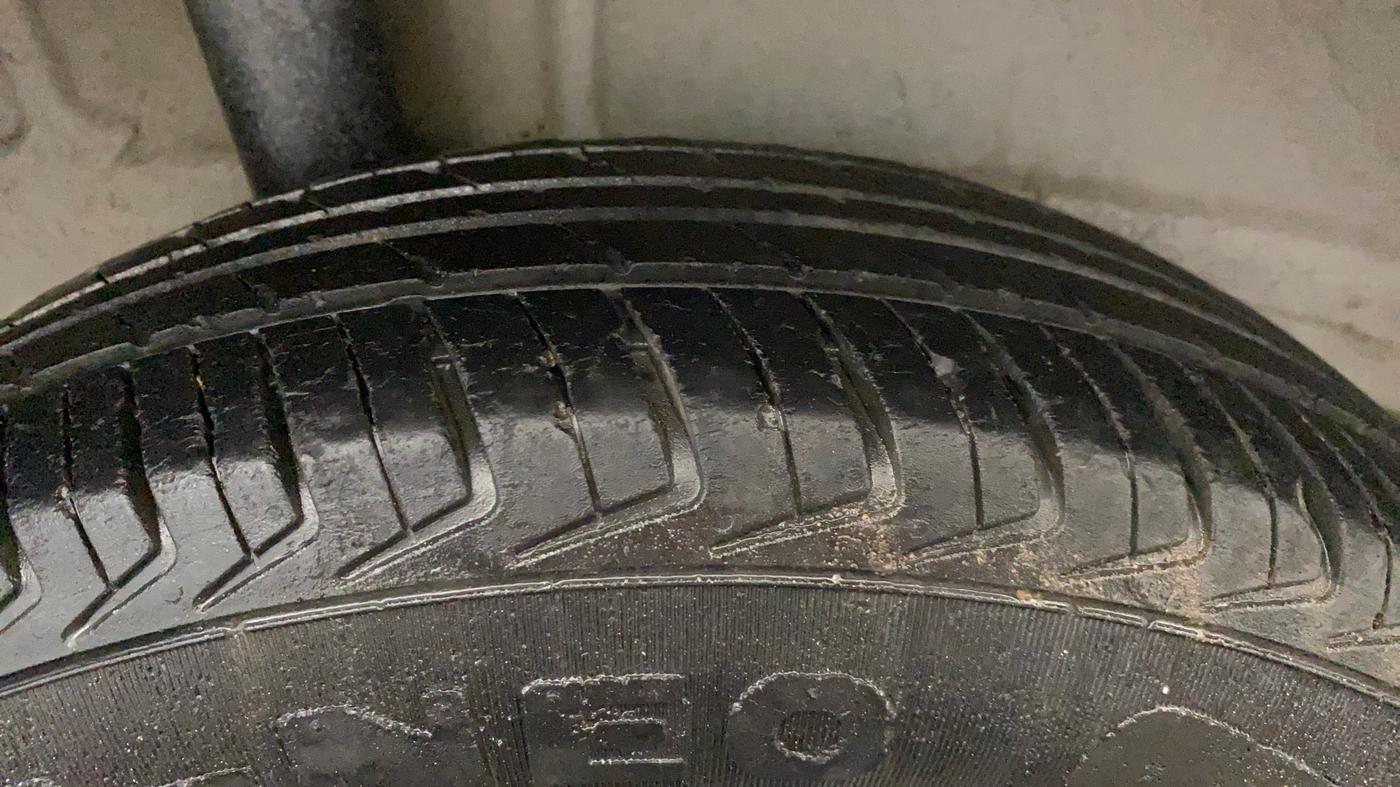 2020 Maruti New Wagon-R LXI CNG 1.0, CNG, Manual, 1,10,176 km, Right Rear Tyre Tread