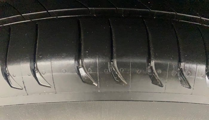 2020 KIA SELTOS GTX PLUS AT 1.5 DIESEL, Diesel, Automatic, 66,607 km, Right Rear Tyre Tread