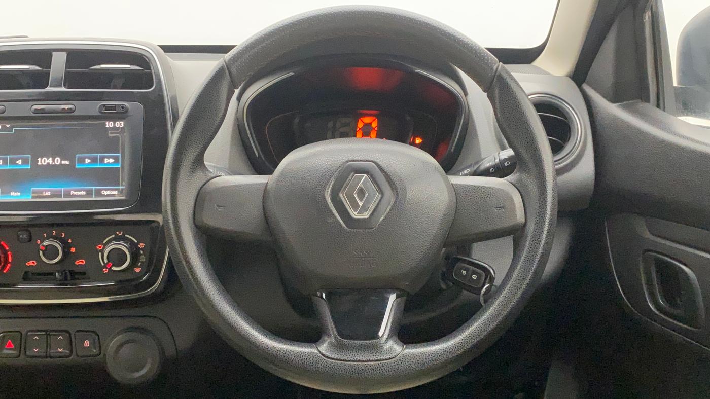 2017 Renault Kwid RXT 0.8 (O), Petrol, Manual, 49,595 km, Steering Wheel Close Up