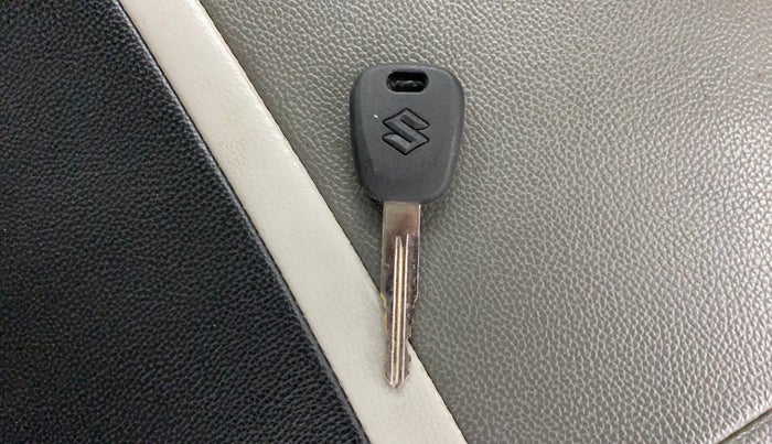 2020 Maruti Alto LXI, Petrol, Manual, 57,964 km, Key Close Up