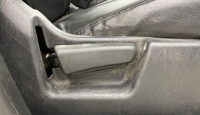 2020 Maruti Alto LXI, Petrol, Manual, 57,964 km, Driver Side Adjustment Panel