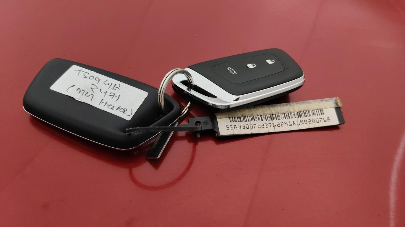 2023 MG HECTOR SAVVY PRO 1.5 TURBO CVT PETROL, Petrol, Automatic, 38,266 km, Key Close Up