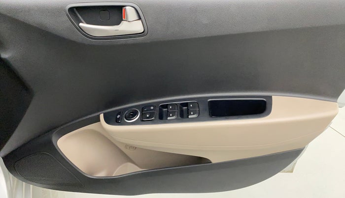 2014 Hyundai Xcent SX 1.2 (O), Petrol, Manual, 29,695 km, Driver Side Door Panels Control