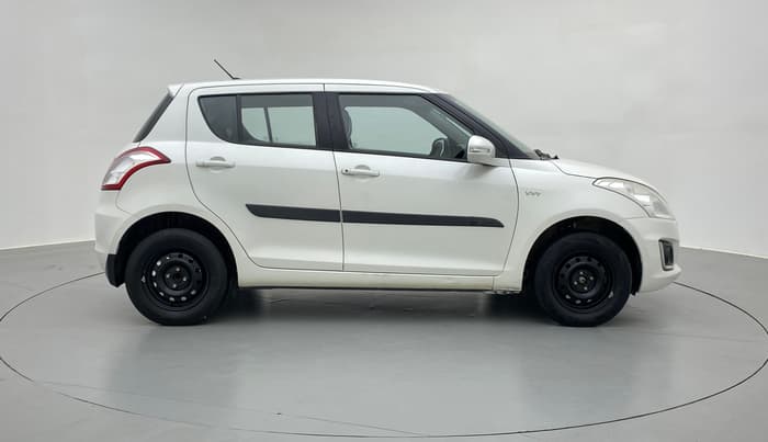 2015 Maruti Swift VXI D, Petrol, Manual, 54,070 km, Right Side View