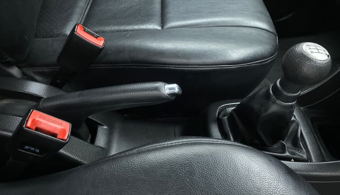 2015 Maruti Swift VXI D, Petrol, Manual, 54,070 km, Gear Lever