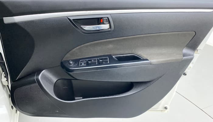 2015 Maruti Swift VXI D, Petrol, Manual, 54,070 km, Driver Side Door Panels Control