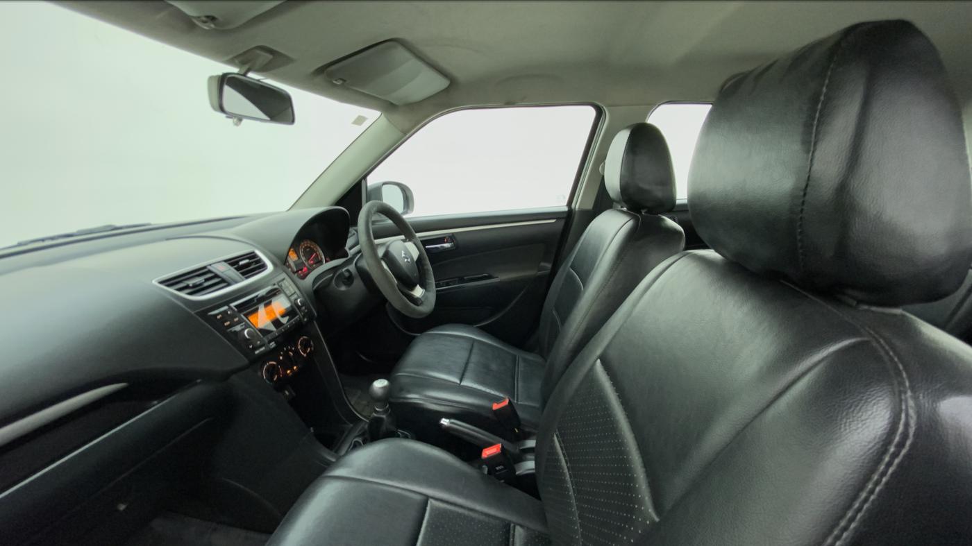 2015 Maruti Swift VXI D, Petrol, Manual, 54,070 km, Right Side Front Door Cabin