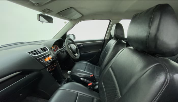 2015 Maruti Swift VXI D, Petrol, Manual, 54,070 km, Right Side Front Door Cabin