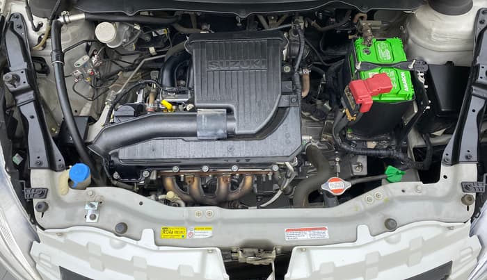 2015 Maruti Swift VXI D, Petrol, Manual, 54,070 km, Open Bonet