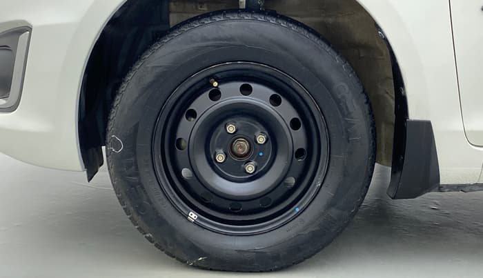 2015 Maruti Swift VXI D, Petrol, Manual, 54,070 km, Left Front Wheel