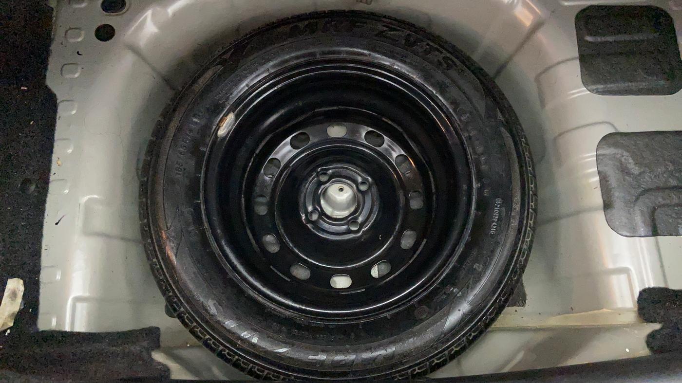 2016 Mahindra Kuv100 K6+ 6 STR, Petrol, Manual, 9,630 km, Spare Tyre