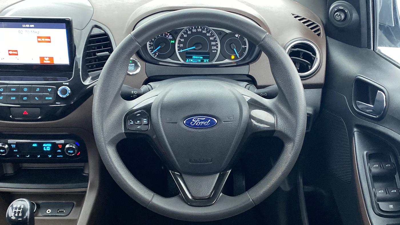 2019 Ford FREESTYLE TITANIUM 1.2 TI-VCT MT, Petrol, Manual, 28,856 km, Steering Wheel Close Up