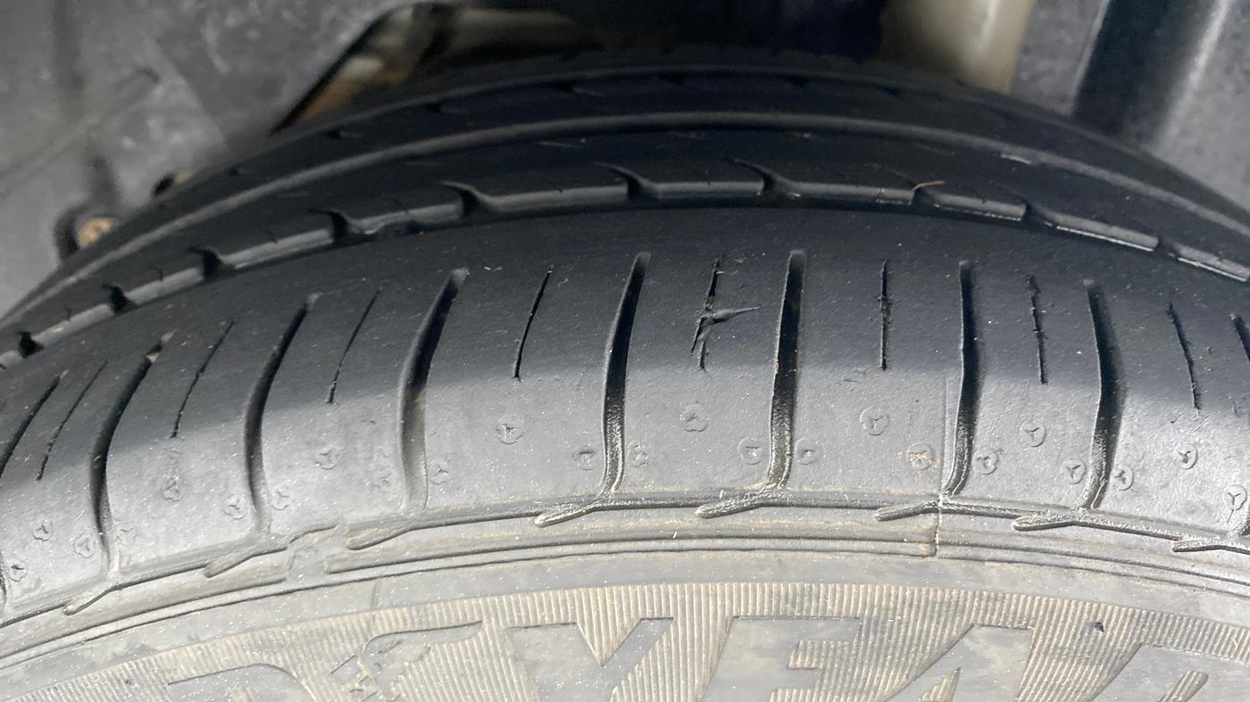 2019 Ford FREESTYLE TITANIUM 1.2 TI-VCT MT, Petrol, Manual, 28,856 km, Left Rear Tyre Tread