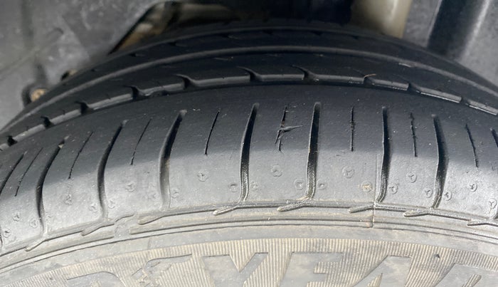 2019 Ford FREESTYLE TITANIUM 1.2 TI-VCT MT, Petrol, Manual, 28,856 km, Left Rear Tyre Tread