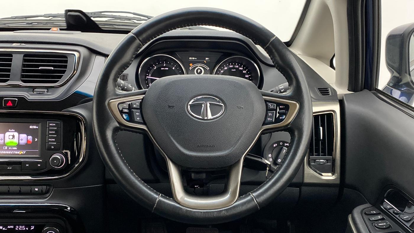2018 Tata Hexa Varicor 400 XTA, Diesel, Automatic, 21,386 km, Steering Wheel Close Up